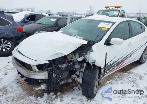2015 Dodge Dart Sxt z USA, uszkodzony, nr VIN 1C3CDFBB8FD237635